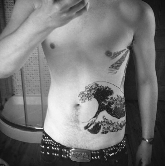 japanische wellen tattoo 23