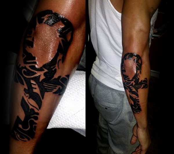 anj ankh kreuz tattoo 69