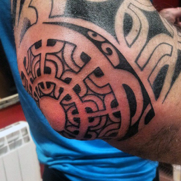 ellenbogen tattoo 141