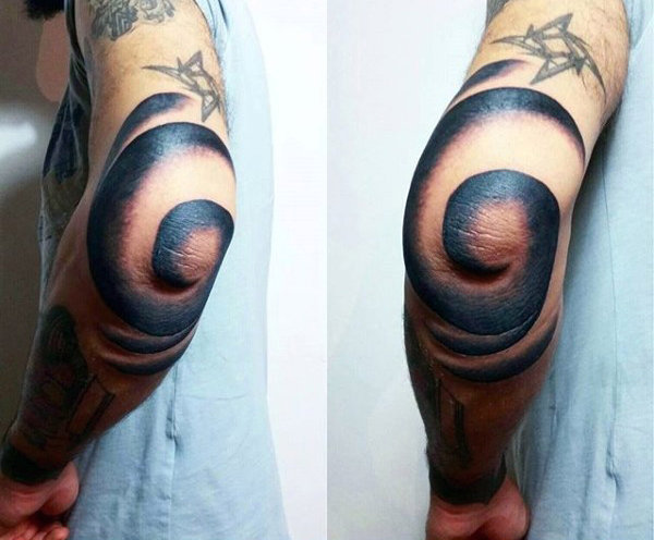 ellenbogen tattoo 63