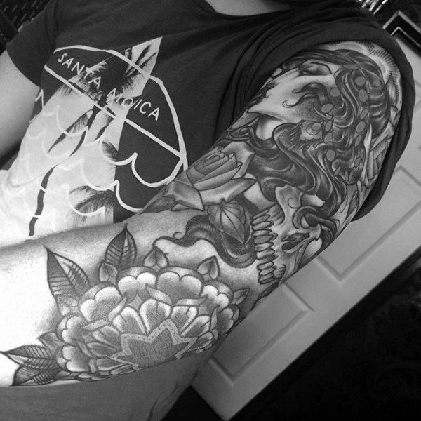 ellenbogen tattoo 65