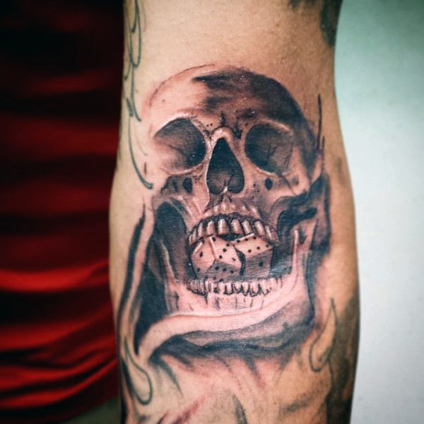 ellenbogen tattoo 75