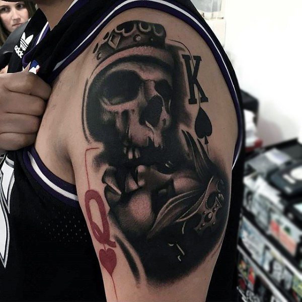 krone tattoo 11
