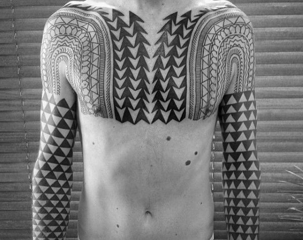 schwarz blackwork tattoo 127