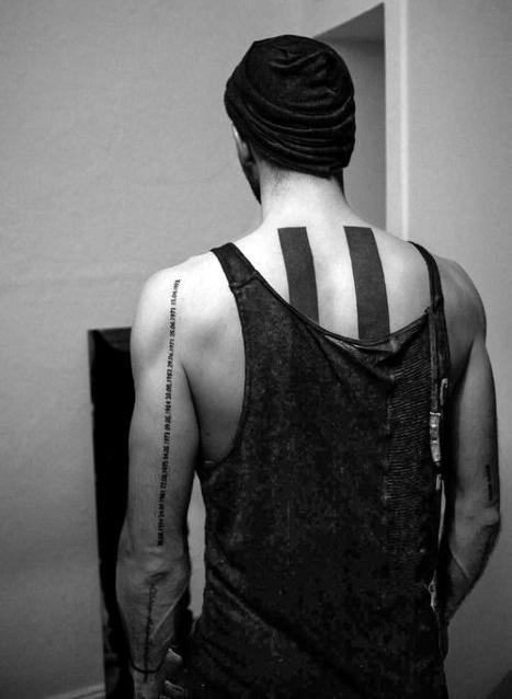 schwarz blackwork tattoo 133