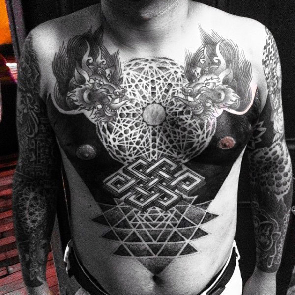 schwarz blackwork tattoo 135