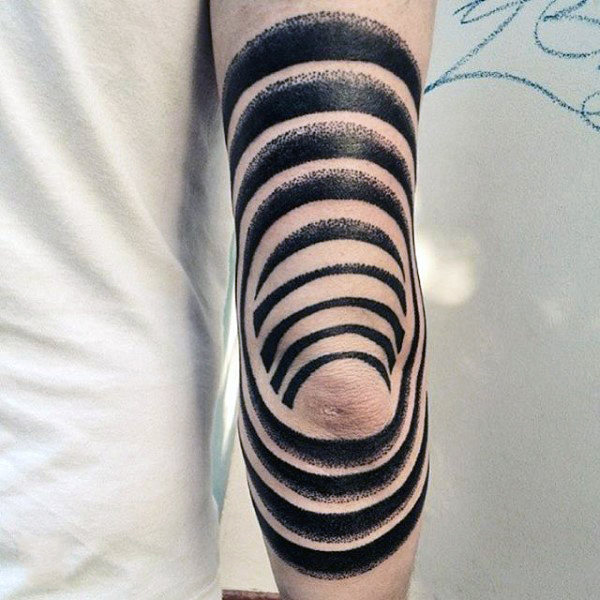 schwarz blackwork tattoo 141
