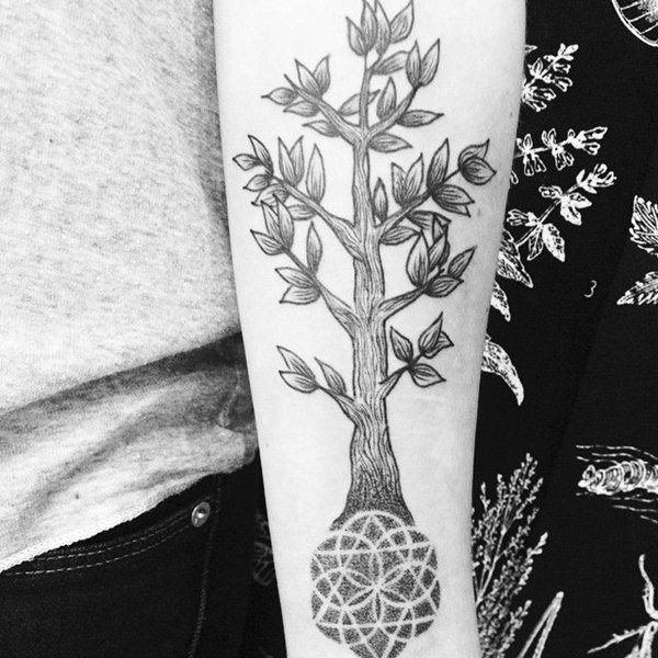 baum tattoo 1013