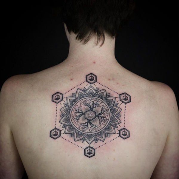baum tattoo 558