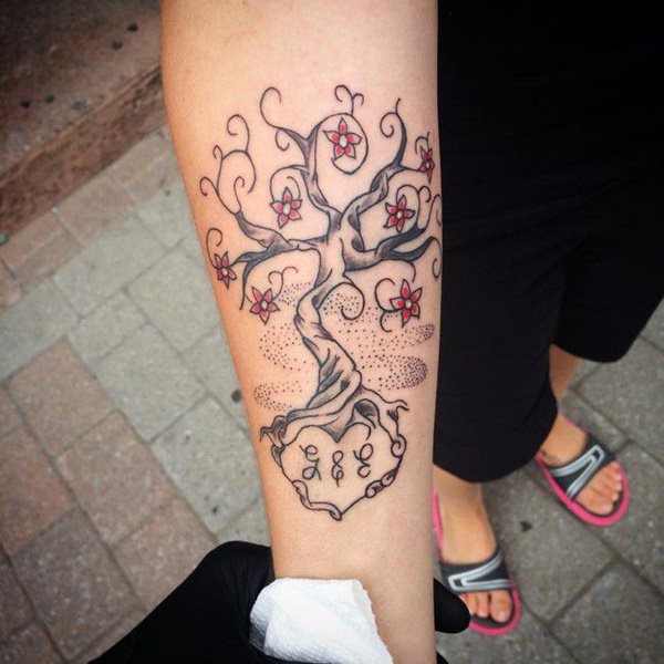 baum tattoo 740