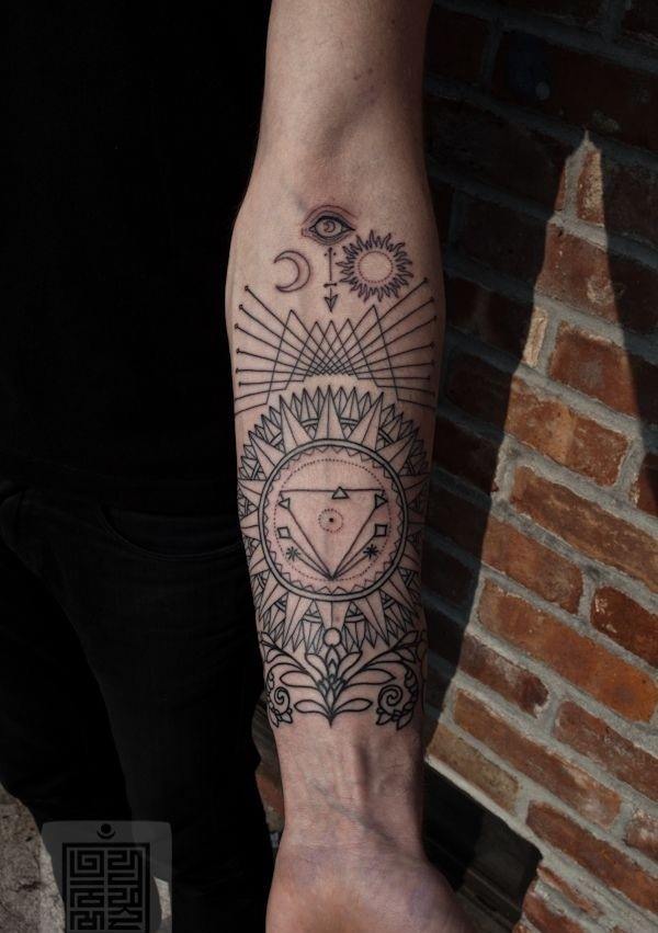 geometrische tattoo 1110