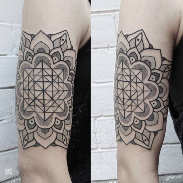 geometrische tattoo 1144