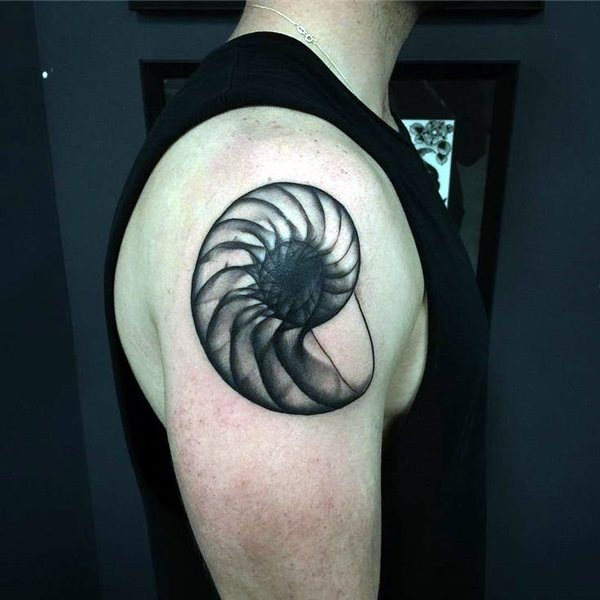 geometrische tattoo 626