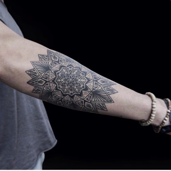 geometrische tattoo 942