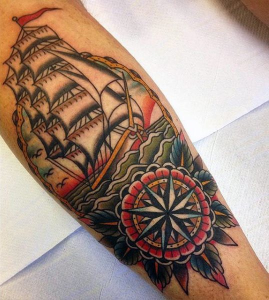 150 Tattoos auf der Wade