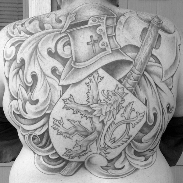 schild wappen tattoo 33