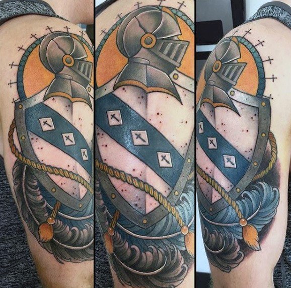schild wappen tattoo 83