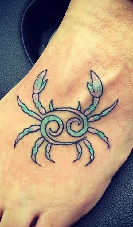 Krebs Tattoo Klein