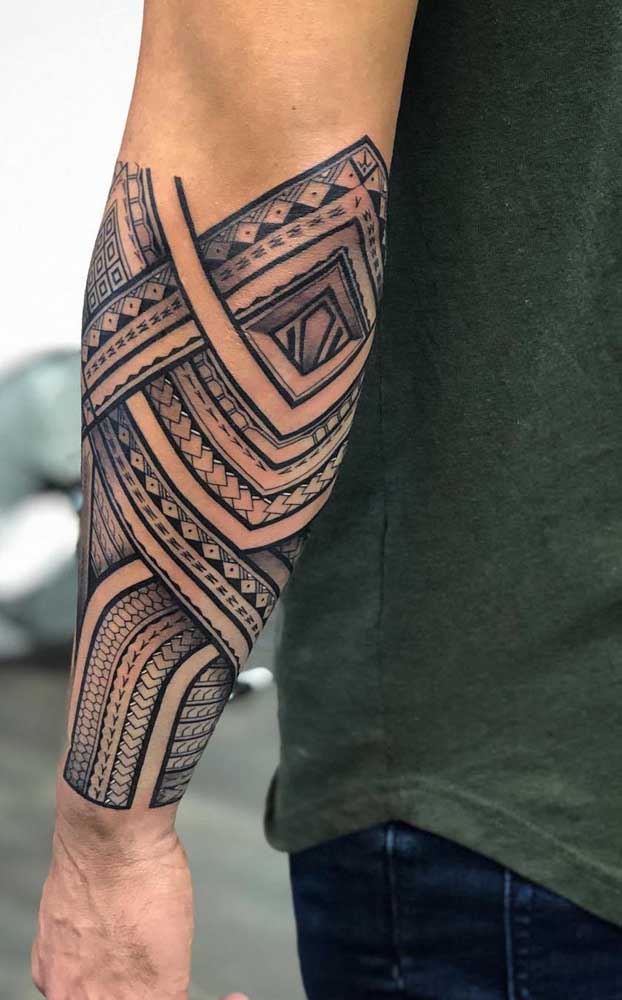 60 Tribal Tattoos (with their meanings)