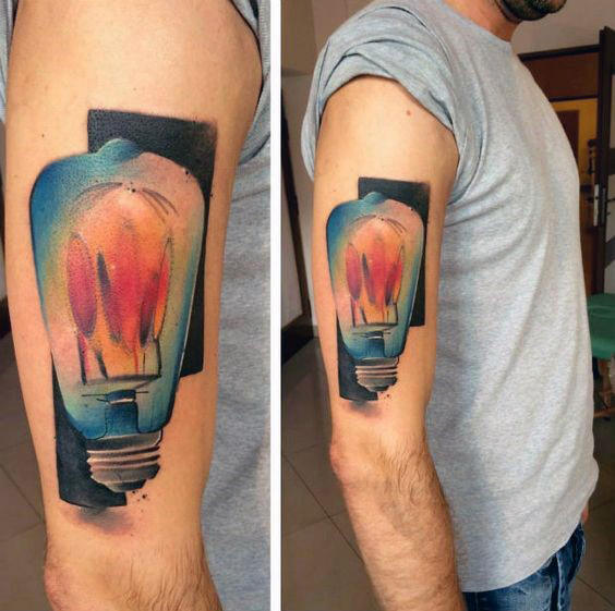 tatouage ampoule 81
