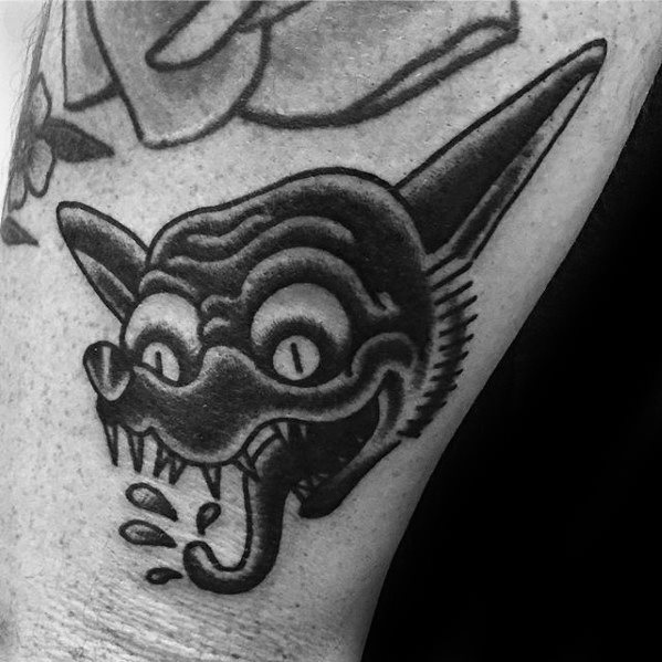 tatouage coyote 07