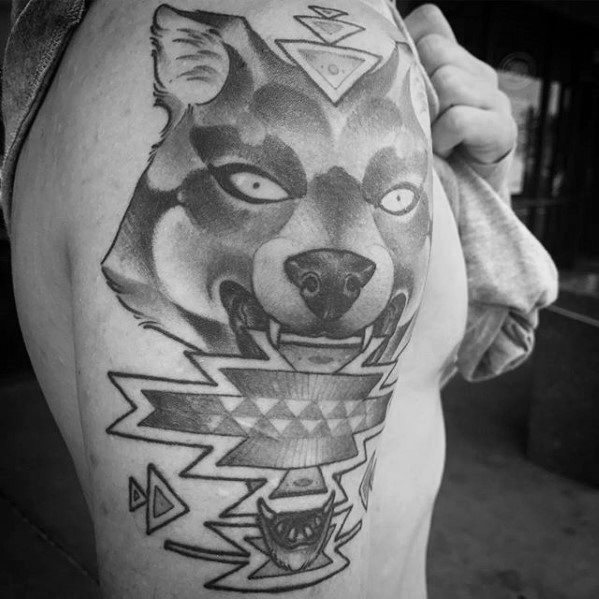 tatouage coyote 35