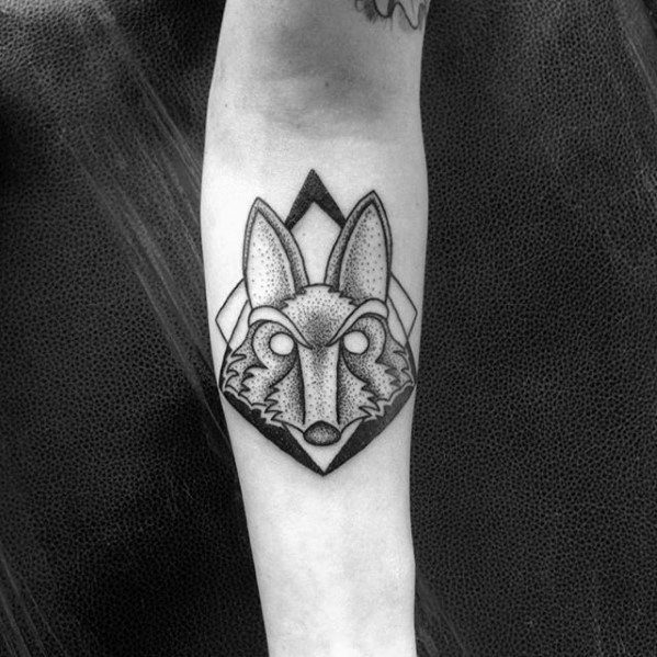 tatouage coyote 47