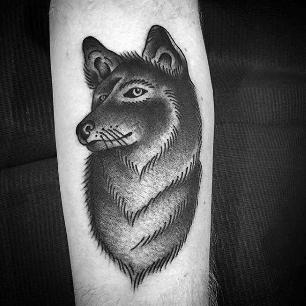 tatouage coyote 81