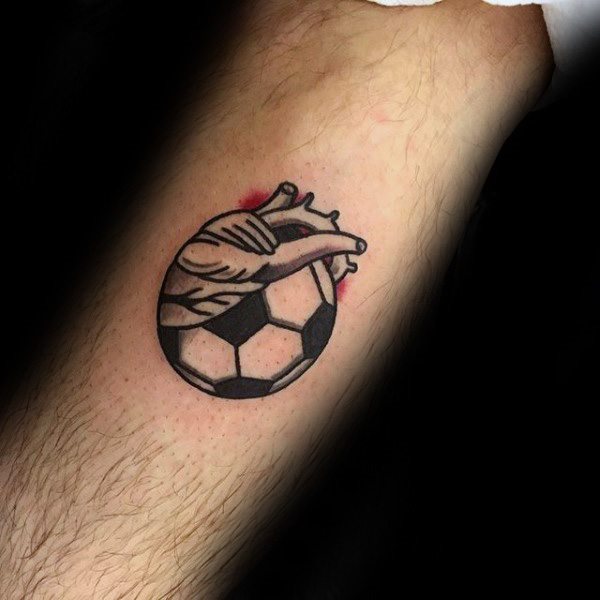 tatouage football 117