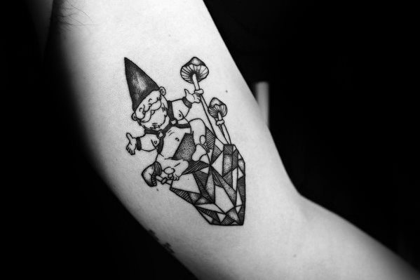 tatouage gnome 89