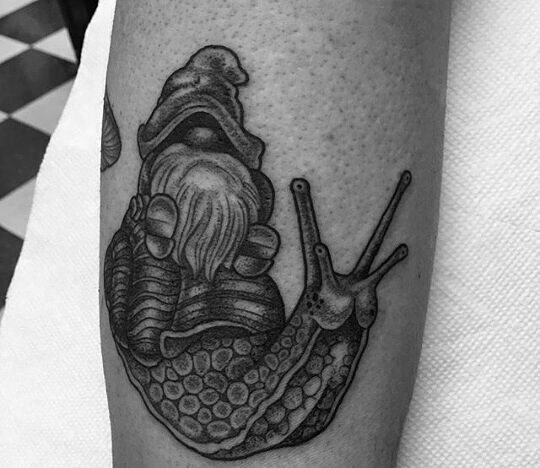 tatouage gnome 95