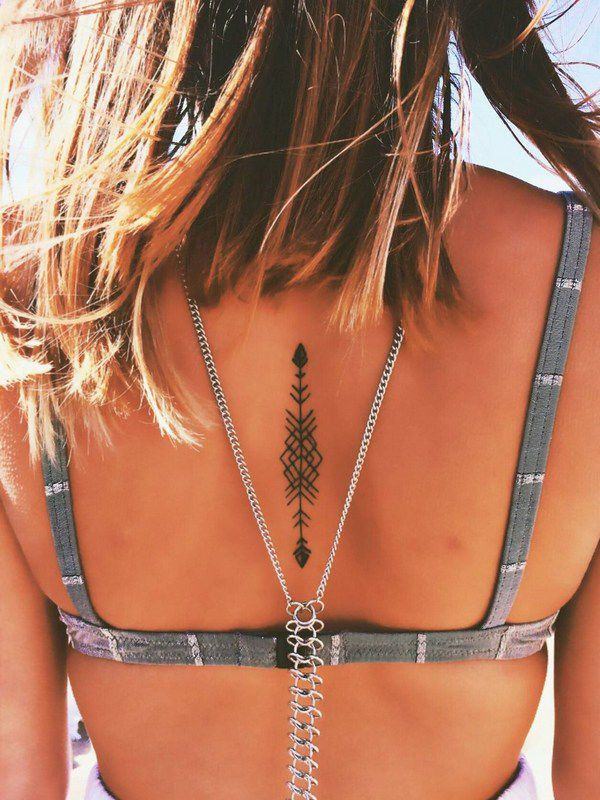 tatouage fleche 153