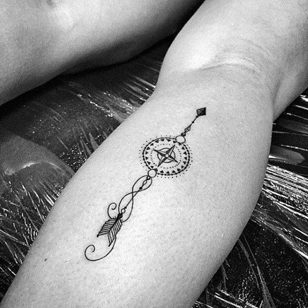 tatouage fleche 161