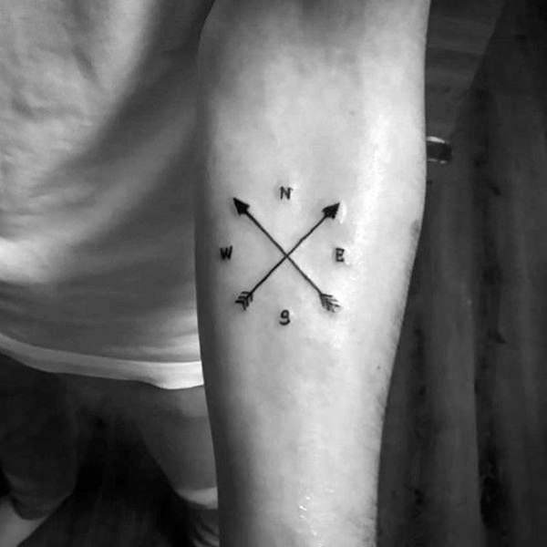 tatouage fleche 165