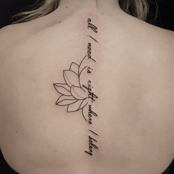 tatouage ColonneVertebrale 140