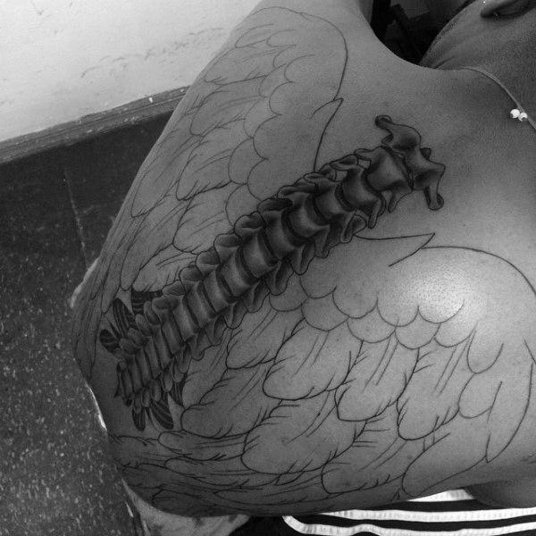 tatouage ColonneVertebrale 142