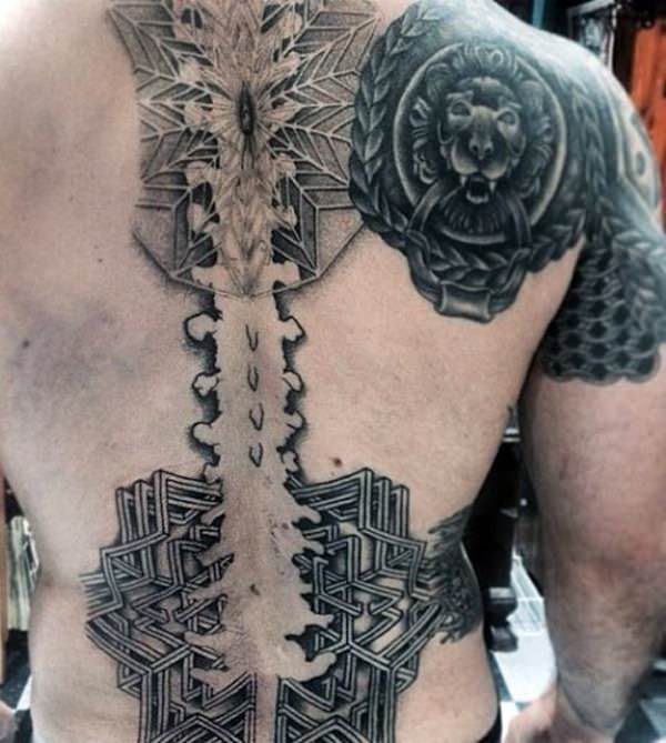 tatouage ColonneVertebrale 189