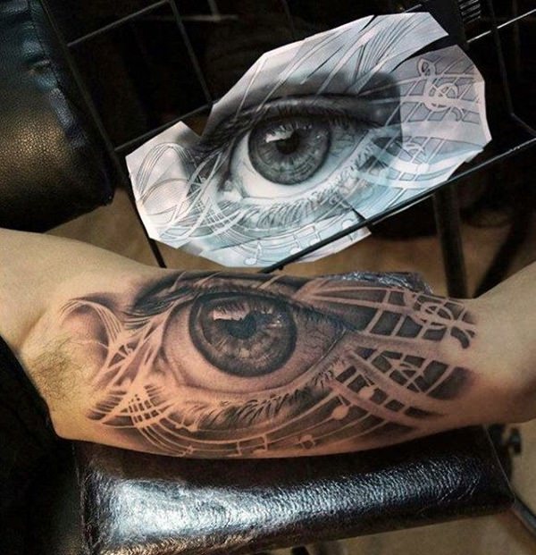 tatouage yeux 136