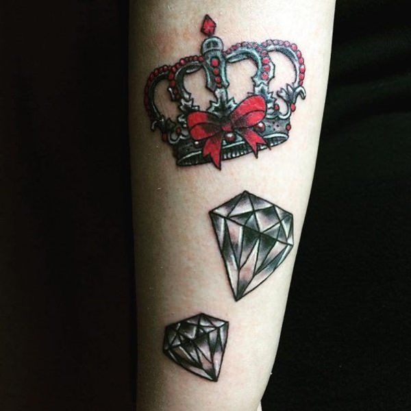 tatouage roi reine 139