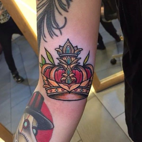 tatouage roi reine 231