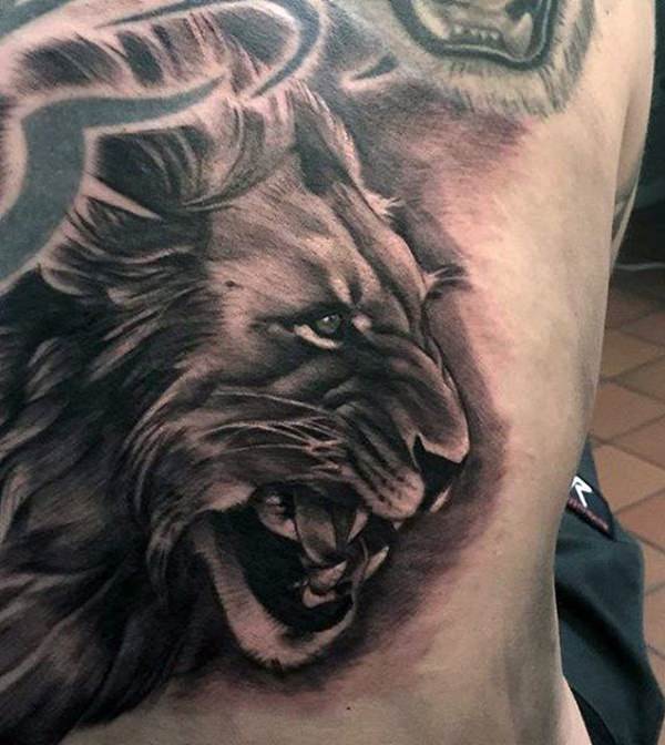 tatouage lion 139