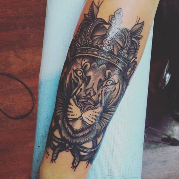 tatouage lion 191