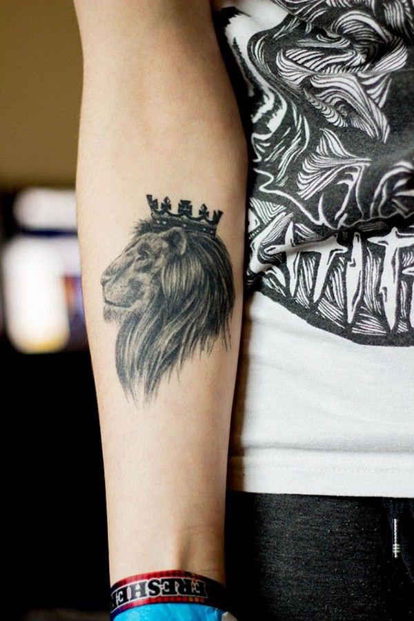 tatouage lion 201