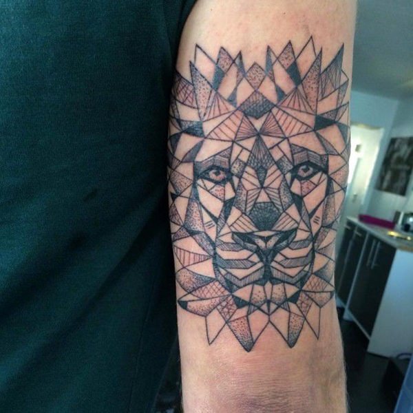 tatouage lion 204