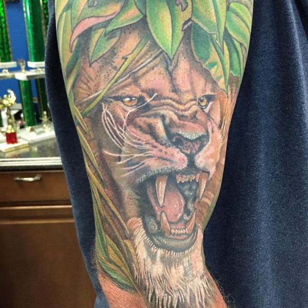 tatouage lion 225