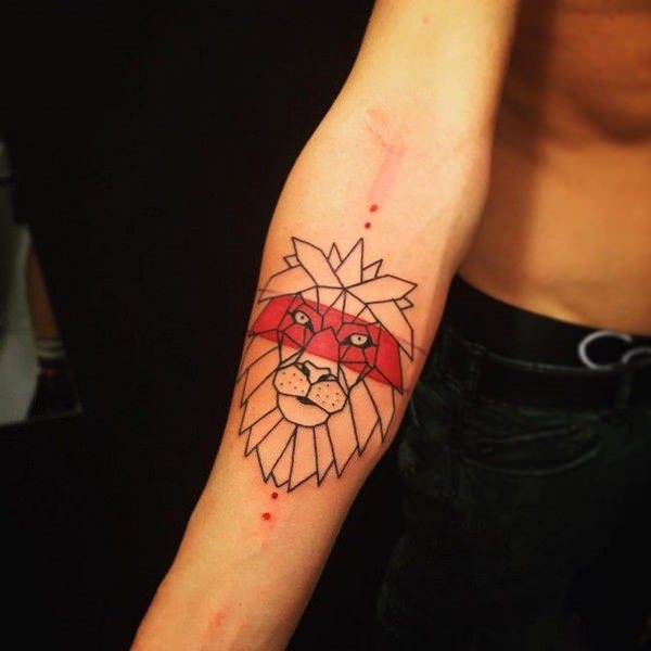 tatouage lion 236