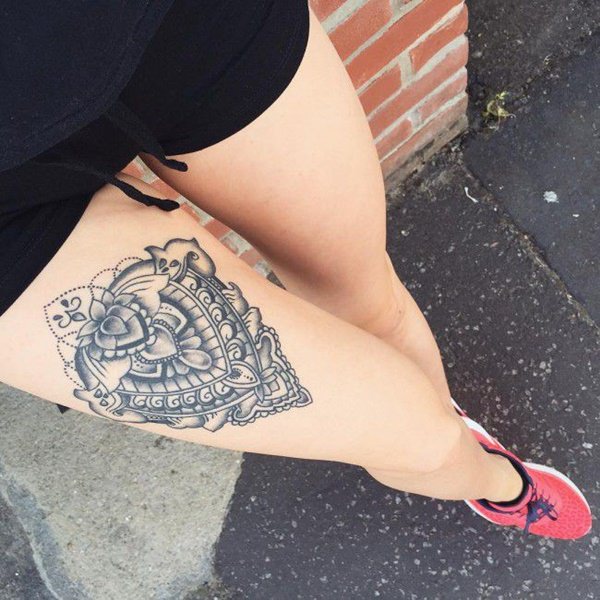 tatouage cuisse jambe 171