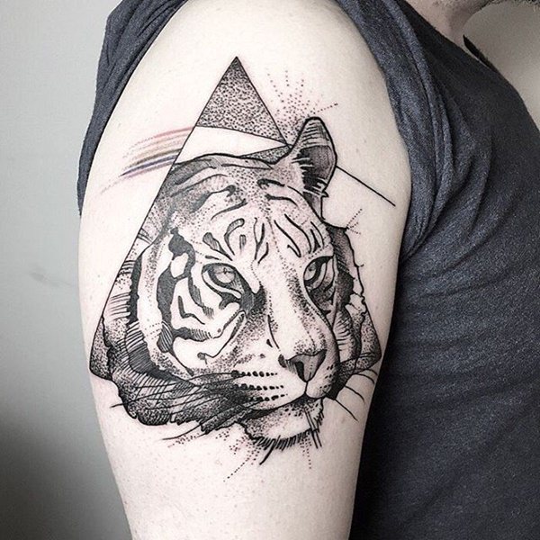 tatouage tiger 137