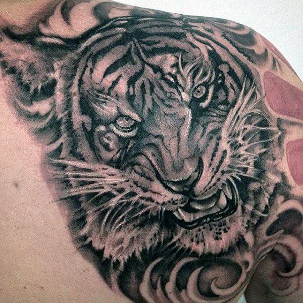 tatouage tiger 152