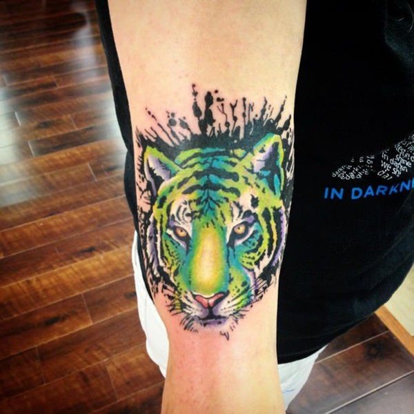 tatouage tiger 203